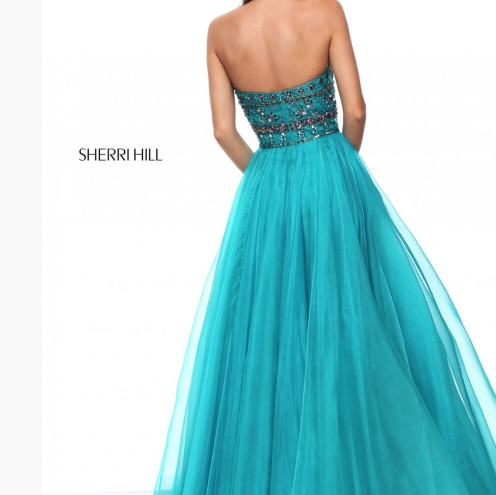Brand new with tags Sherri Hill prom . Size 4. So gorgeous.
